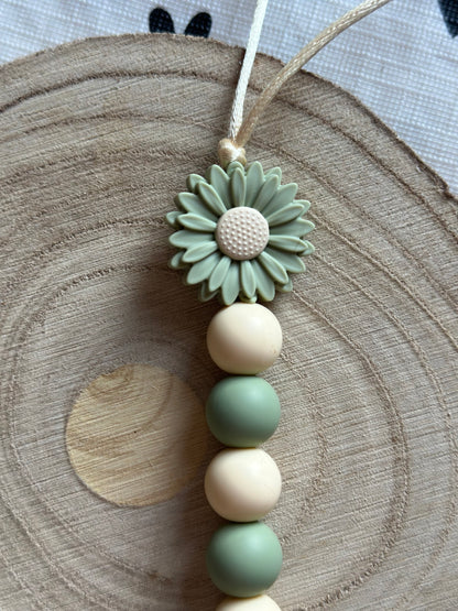 Handmade Beige & Green Daisy Dummy Clip, BPA Free Silicone Beads and Wooden Clip, Unique Dummy Clip Gift